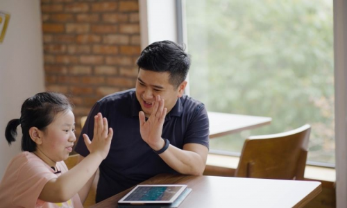 9+ lợi ích của việc học tiếng Anh online thuyết phục người học